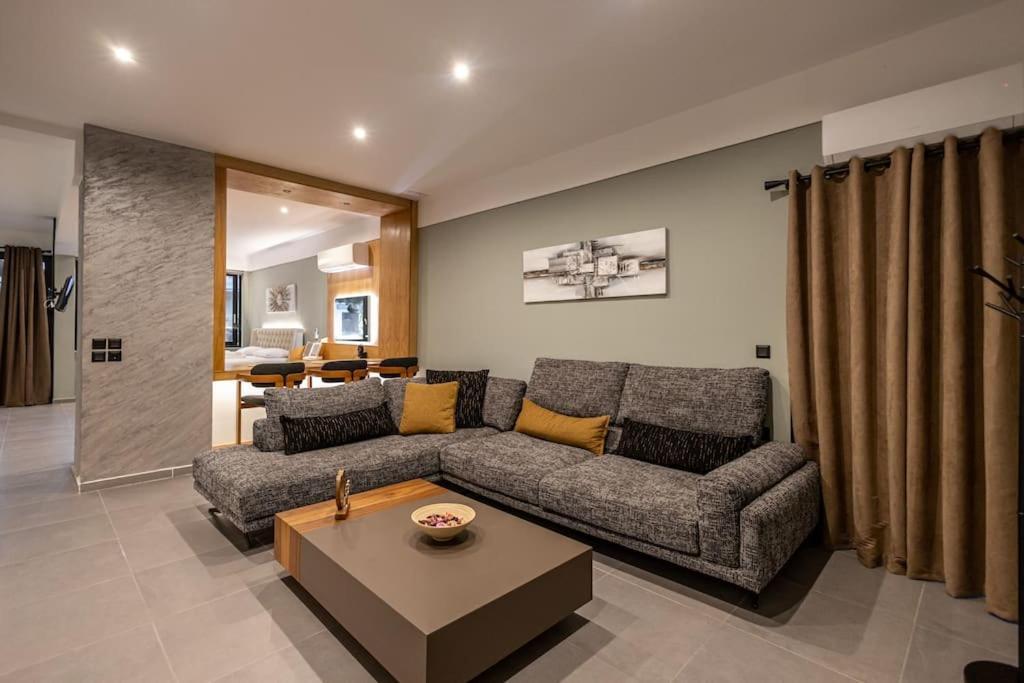 Smaragdi Luxury Jacuzzi Apartment Noho Premium Living Atena Exterior foto
