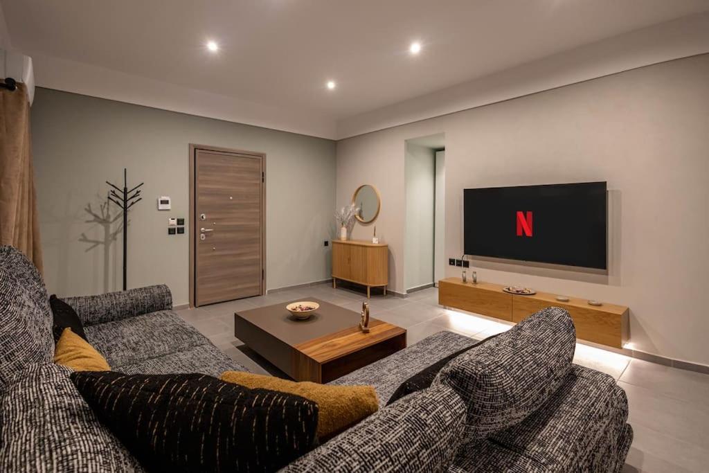 Smaragdi Luxury Jacuzzi Apartment Noho Premium Living Atena Exterior foto